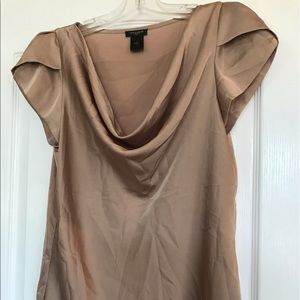 Ann Taylor Gold Satin blouse scoopneck. Small
